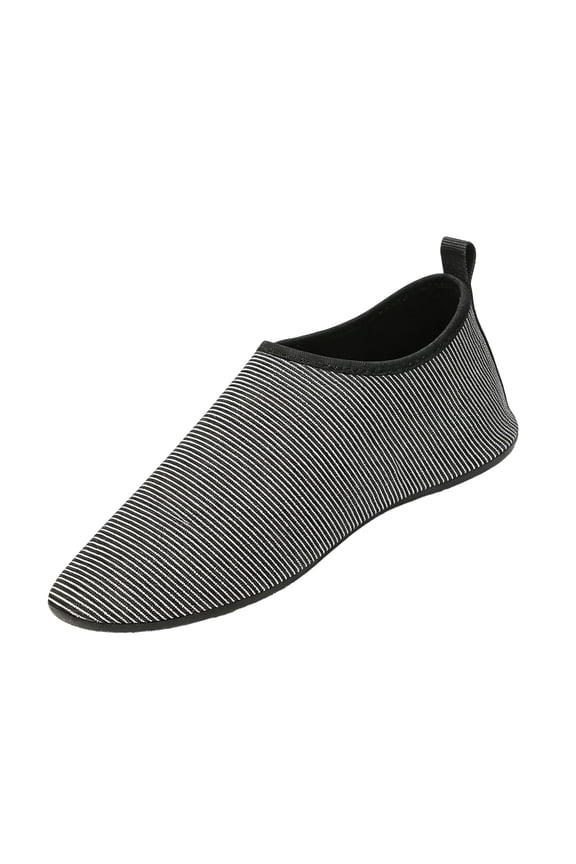 Water Shoes for Women Men Quick Dry Barefoot Aqua Socks for Swim Beach Surf Yoga Exercise Trendy Breathable Workout Slip on Shoes Black 35(US-5Women/US-4Men)