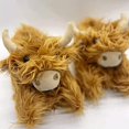 thumbnail image 4 of Zapatillas de yak, Liwei adorable invierno interior suave peluche cálido escocês vaca slippers unisex Liwei  Zapatillas de yak, 4 of 6