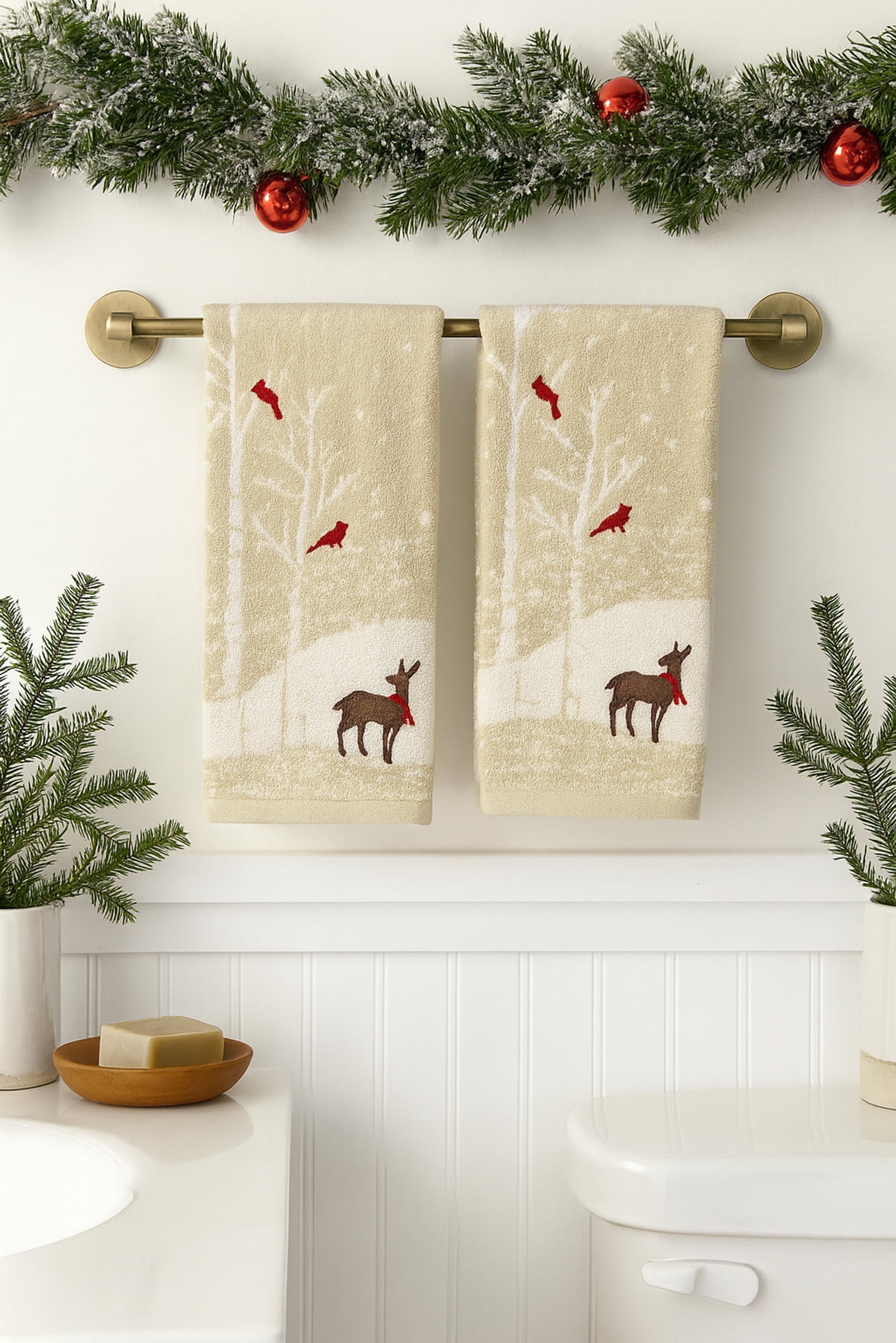 St. Nicholas Bath Hand Towels, Woodland Winter Deer Cardinals, 16" x 25" Cotton 2-piece