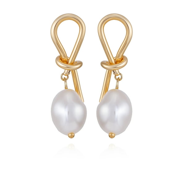 Time and Tru Women's Goldtone Delicate Pearl Stud Earring