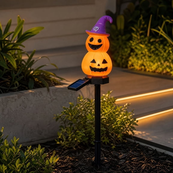 Solar Powered Halloween Pumpkin Pathway Light, Outdoor Jack-O-Lantern Stake Light for Garden Yard Lawn Decor