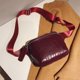 thumbnail image 3 of Bolso de hombro con patrón de cocodrilo para mujer Paquetes de cinturón de pecho (rojo vino), 3 of 6
