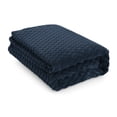 thumbnail image 1 of Cobija King Size Bluelander, Diseño de Cuadros, Franela 100% Poliéster Ultrasuave, Azul Marino, 1 of 5