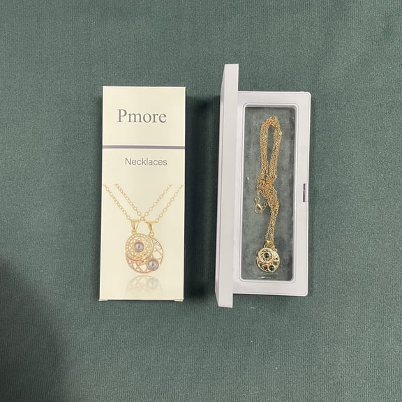 Pmore Necklaces,Couples Magnetic Necklaces Sun and Moon Angel Hug Heart Pendant Friendship Matching Necklaces Set for Girlfriend Boyfriend Wife Husband Men Women Bestie Gift