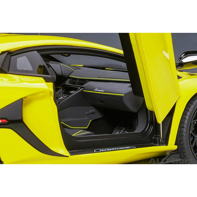 Lamborghini Aventador SVJ Giallo Tenerife / Pearl Yellow 1/18