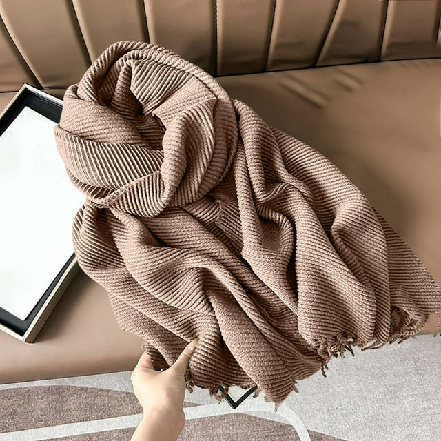 Women's Fashionable Solid Color Fold Soft Friendly Scarf