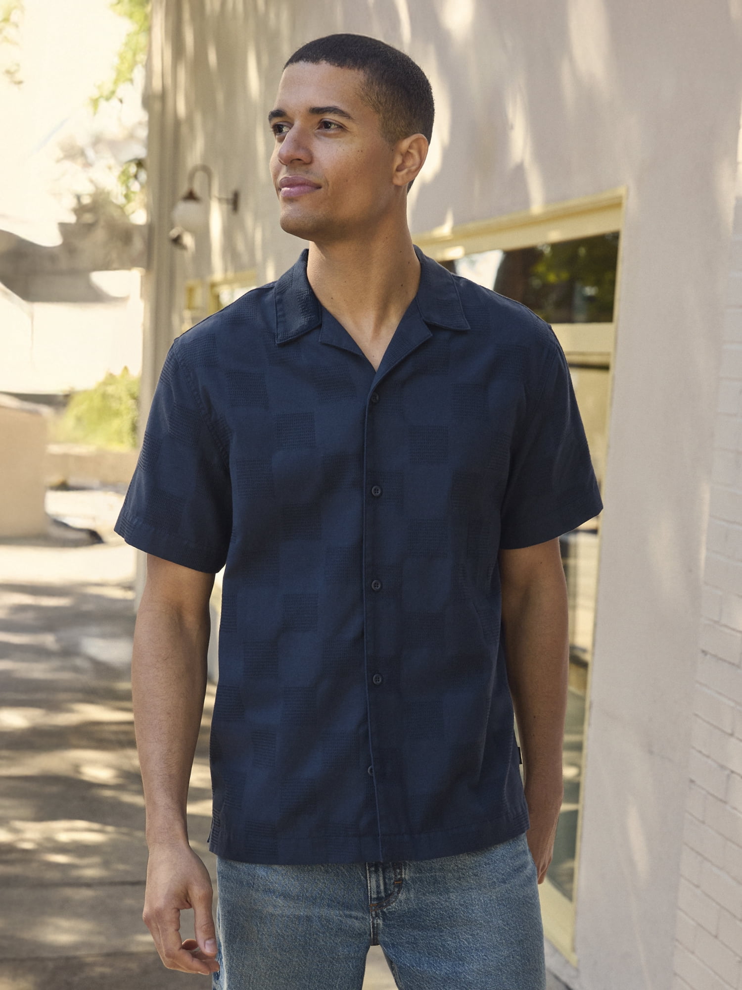 Lee® Men's Heritage Pocketless Short Sleeve Camp Shirt, Sizes S-3XL