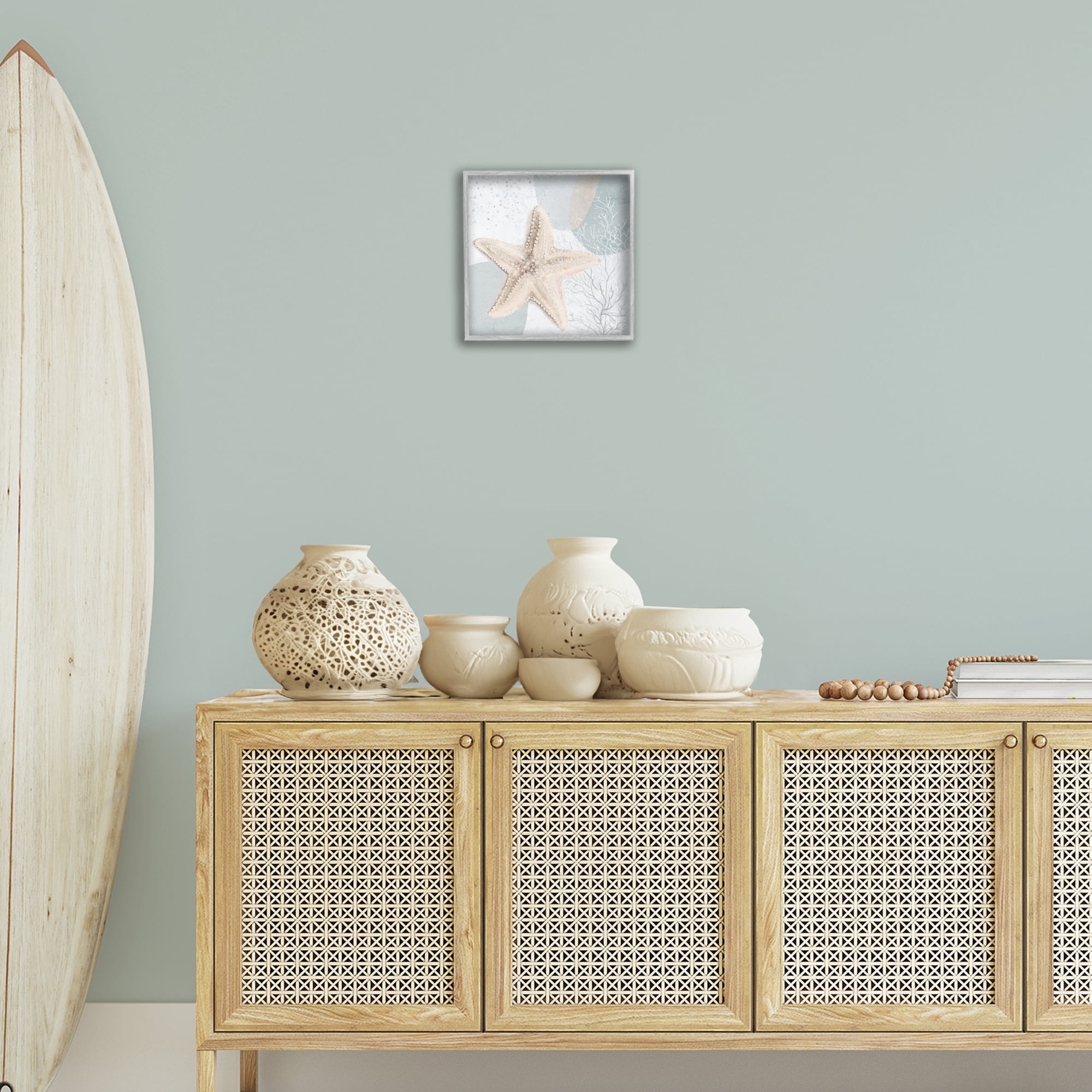 Stupell Industries Starfish over Circle Pattern Coastal Painting Gray Framed Art Print Wall Art, 12 x 12