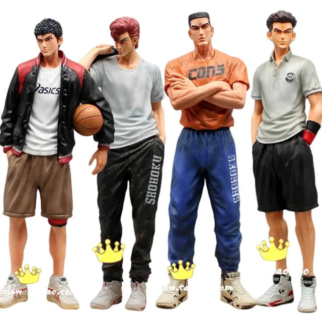 figuras de acción de anime slam dunk, juguetes sakuragi hanamichi rukawa kaade, modelo de colección de pvc, regalo para niños, 30cm626 Primera edición: cuatro figuras SLAM DUNK de PVC de ~30 cm en vista frontal; incluye Sakuragi Hanamichi y Rukawa Kaede con ropa deportiva detallada, texto visible en pants y acabado pintado; fondo blanco, aptas para exhibición coleccionable.