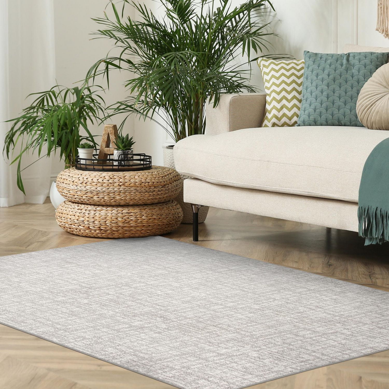 Avenue B Motley Grey 5' x 7' area rug
