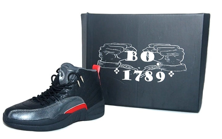 mens black walking sneakers