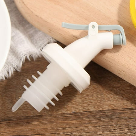 

Lock Plug Seal Leak Proof Food Grade Rubber Nozzle Atomizer Liquor Dispenser Wine Pourer Olive Oil Wine Dispenser Bar Supplies