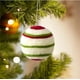thumbnail image 1 of Kit de Adornos Navideños de 7 Cm para Hacer Tú Mismo. Decoraciones Festivas para Árbol con Copos de Nieve y Motivos Navideños. Manualidades Navideñas Hechas a Mano. Bolas Colgantes., 1 of 6