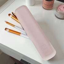 MUNDIDO Large Travel Makeup Brush Holder, Magnetic Anti-fall Out Silicon Portable Cosmetic Face Brushes Holder, Soft and Sleek Makeup Tools Organizer for Travel- (7.9* 2 * 1.5)