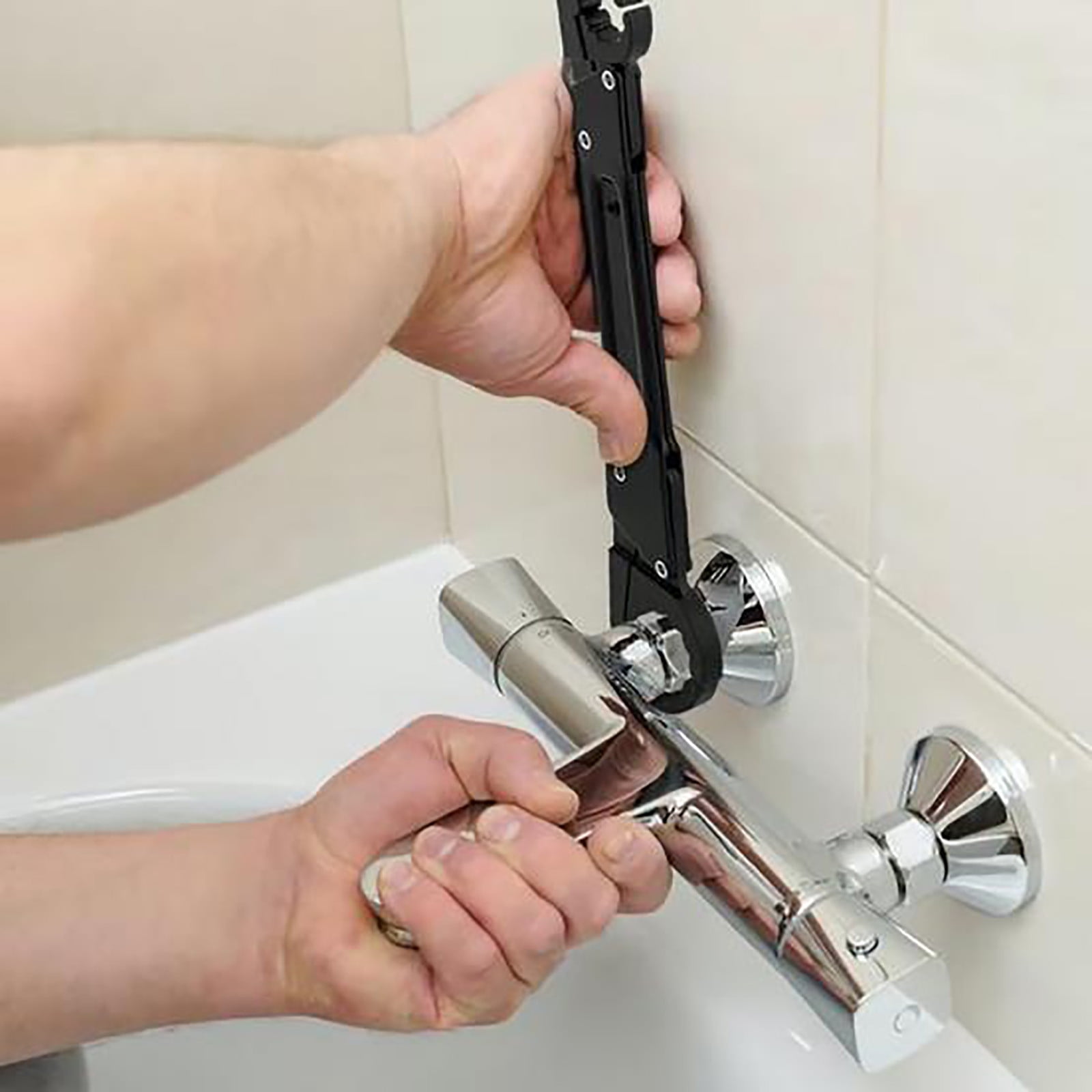 Adjustable Wrench for Plumbing Repairs and Automotive Work,Double Head Tool with Ergonomic Handle,Multi Size Pipe Wrench for Faucet Installation,Professional Tool for Mechanics