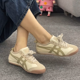 thumbnail image 2 of Zapatos casuales de cuero México 66 para hombre y zapatillas deportivas para mujer, Color té con leche, 2 of 6