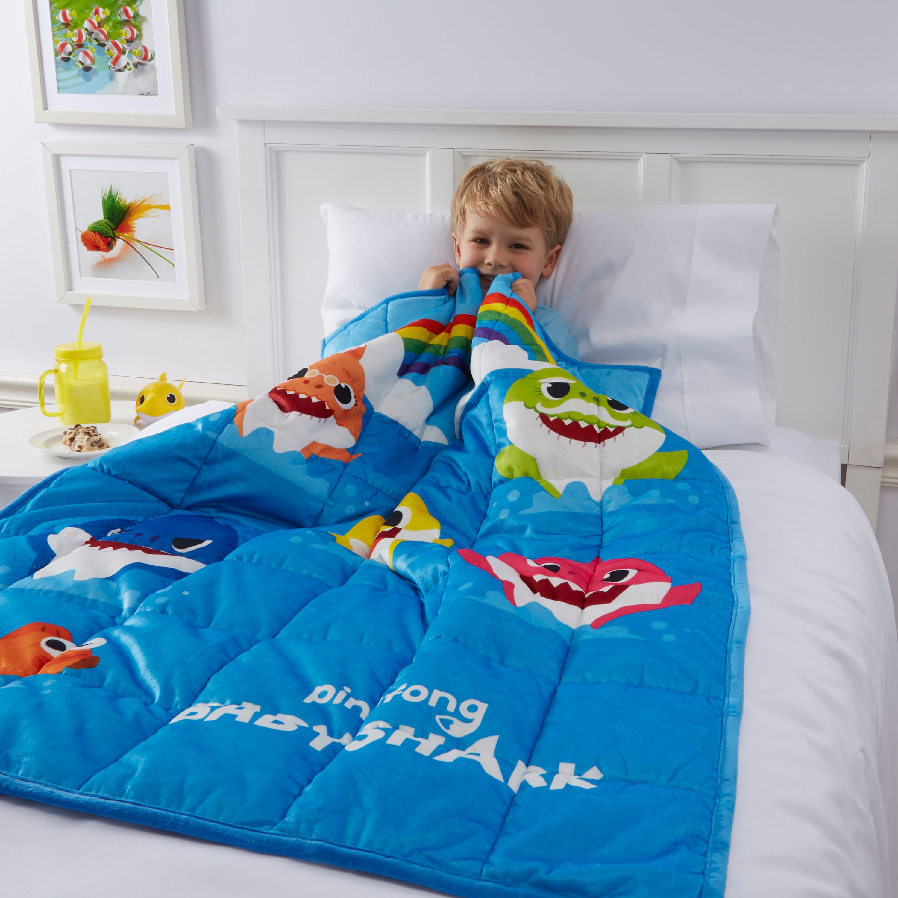 Baby Shark Kids Weighted Blanket, 4.5lb, 36 x 48, Blue, Nickelodeon - image 4 of 7