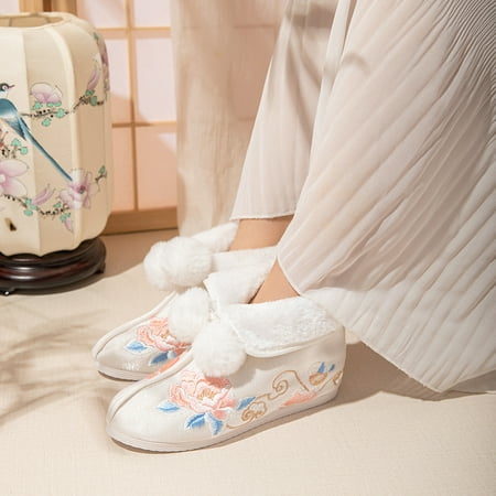 

Women‘s Plush Fold Over Design Embroidered Shoes Warm Slip-on Ethnic Style Short Boots Fuzzy Retro Ancient Style Shoes