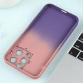 thumbnail image 4 of Funda de silicona con degradado de estrellas para iPhone 15 con película para lente, 4 of 5