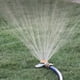 thumbnail image 4 of Aspersor de punto de metal de 360 ​​grados, paquete de 2 aspersores de patrón circular con flujo de agua suave para riego de jardín de césped de área pequeña, cobertura de hasta 26.3 pies (a, 4 of 5