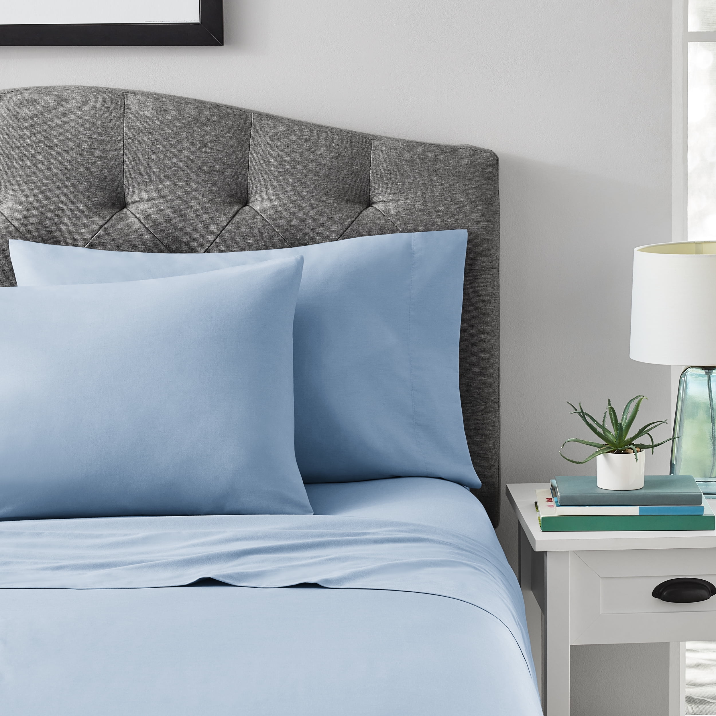 Mainstays 2-Piece 300 Thread Count Solid Placid-Blue CVC Cotton Blend Pillowcase Set, Standard/Queen , Adult / Teen