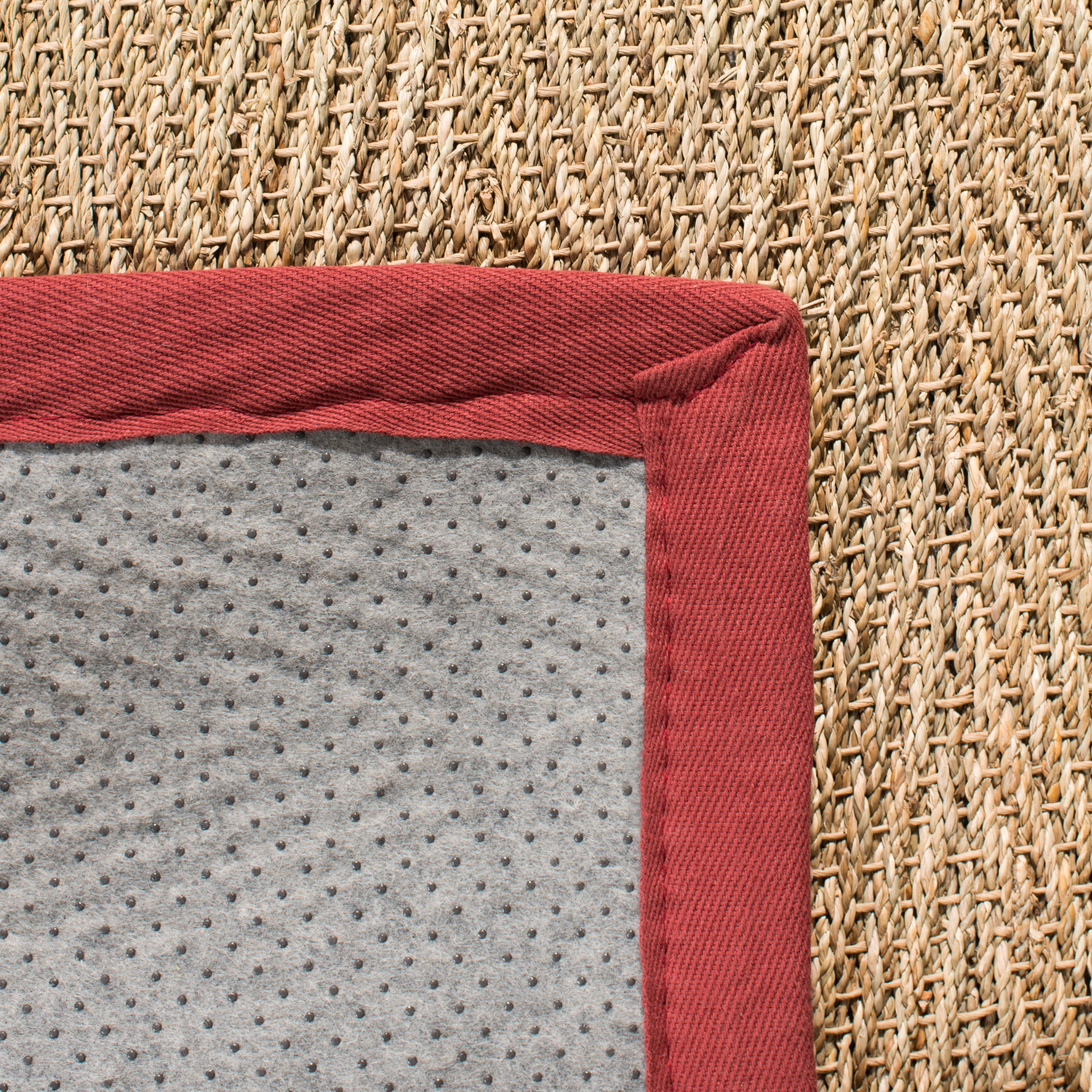 SAFAVIEH Natural Fiber Maisy Solid Area Rug, Natural/Burgundy Red, 6' x 6' Square