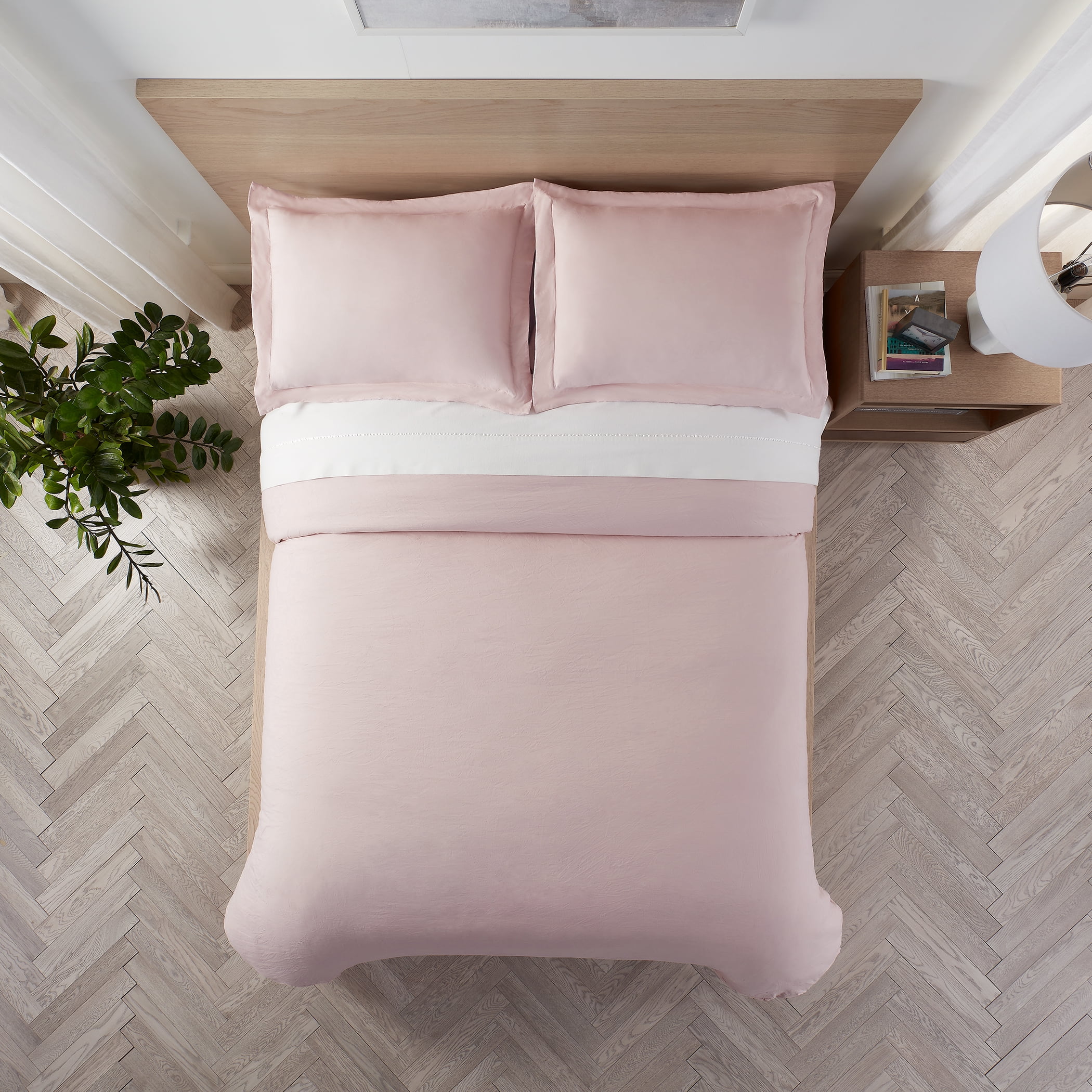Serta Contemporary 85 Thread Count 4 Piece Duvet Sets, King, Pink, Solid