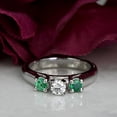 thumbnail image 1 of 0,75 Carat Taille Ronde (F-G/VS1) Véritable Diamond Vert Émeraude Belle Bague de Fiançailles pour Femmes en Or Blanc Massif 18K Taille 8, 1 of 8