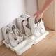 thumbnail image 3 of Caja de zapatos creativa vertical para guardar zapatos, organizador de plástico a prueba de polvo, para el hogar (blanca), 3 of 6