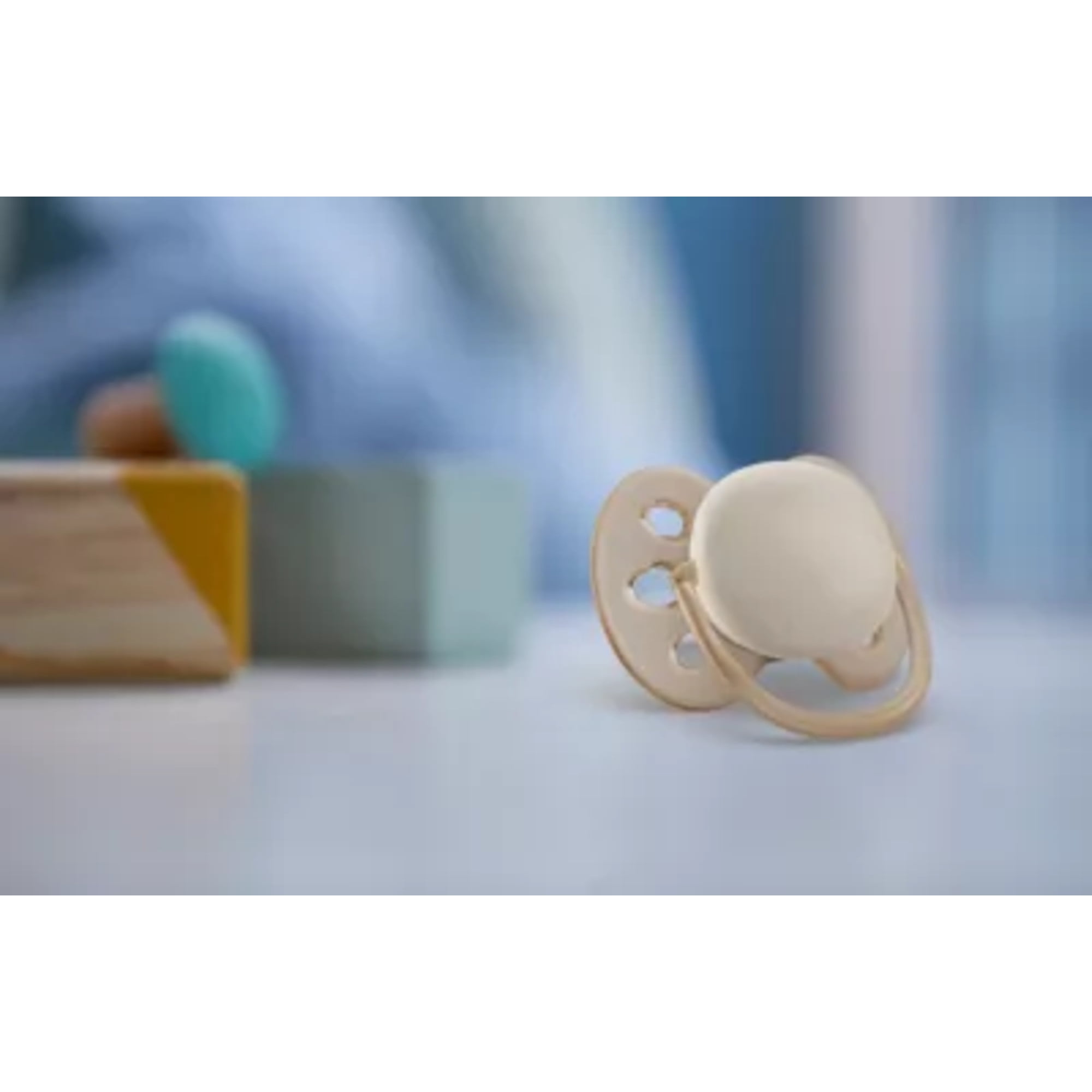 Philips Avent Ultra Soft Pacifier 0-6M, Sand / Pastel Warm Green, 2 Pack SCF091/05