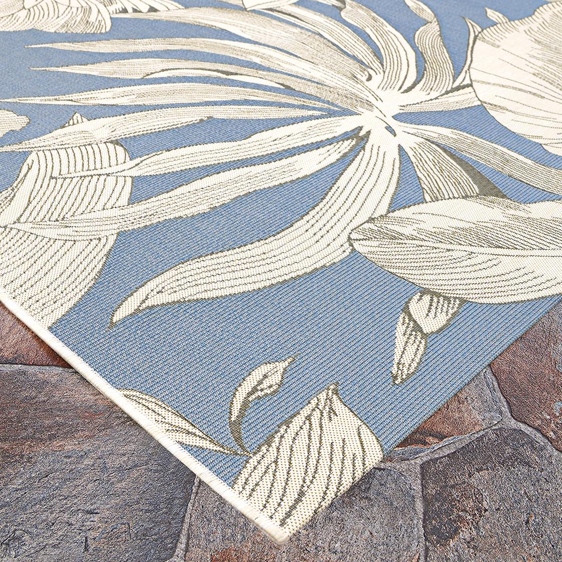 Couristan Dolce Flora 2'3" x 3'11" Ice Outdoor Rug