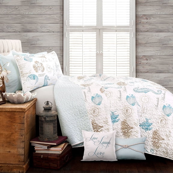 Harbor Life 7 Piece Quilt Set by Lush Decor