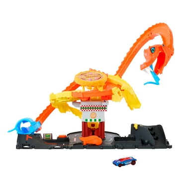 Hot Wheels City Track Set Pizza Slam Cobra Attack Playset with 1:64 Scale Toy Car for Kids, 24.51 in