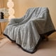 thumbnail image 4 of Manta de forro polar Sofá cama de poliéster Sherpa suave funda para el sofá para invierno y viajes, 4 of 6