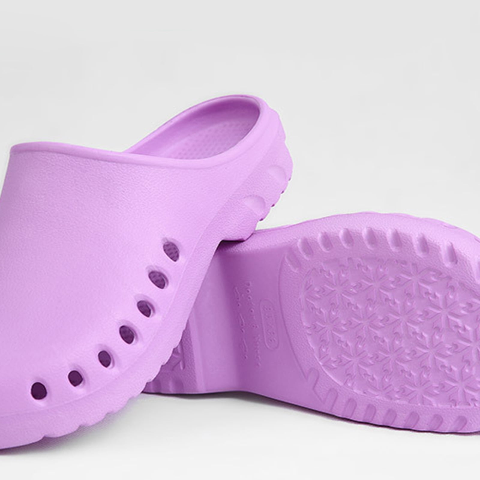 BELOVING Sabots Pantoufles de Travail Sandales de Plage pour