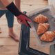 thumbnail image 4 of Un par de guantes para barbacoa (BBQ) envían un pincel al azar JAMW Sencillez, 4 of 5