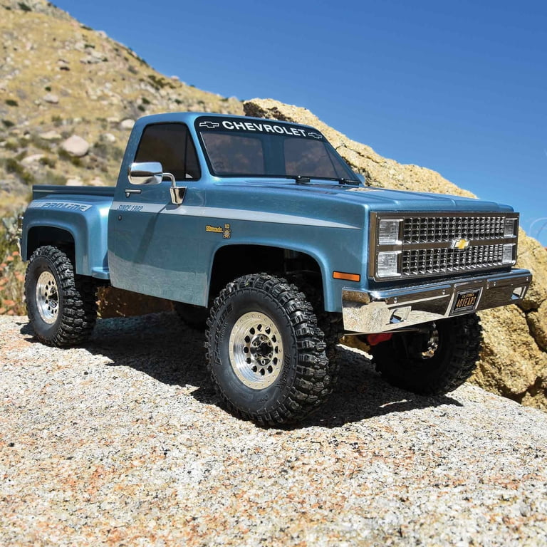 Axial 1/10 RC Truck SCX10 III Pro-Line 1982 Chevy K10 4WD Rock