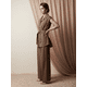 thumbnail image 4 of Conjunto 2 Piezas, Blusa Estilizada con Cinturón y Pantalón Fluido, Outfit Moderno y Sofisticado para Mujer, 4 of 5