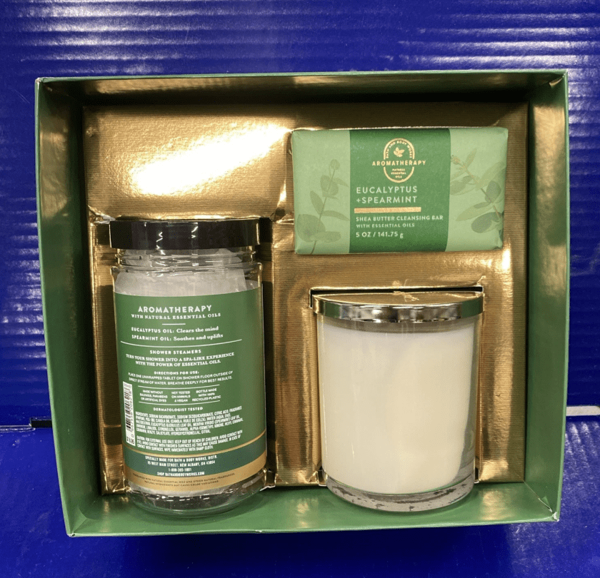 Bath & Body Works Relax + Uplift Aromatherapy Set, Shea Cleansing Butter Bar, Shower Steamers and 1 Wick Candle