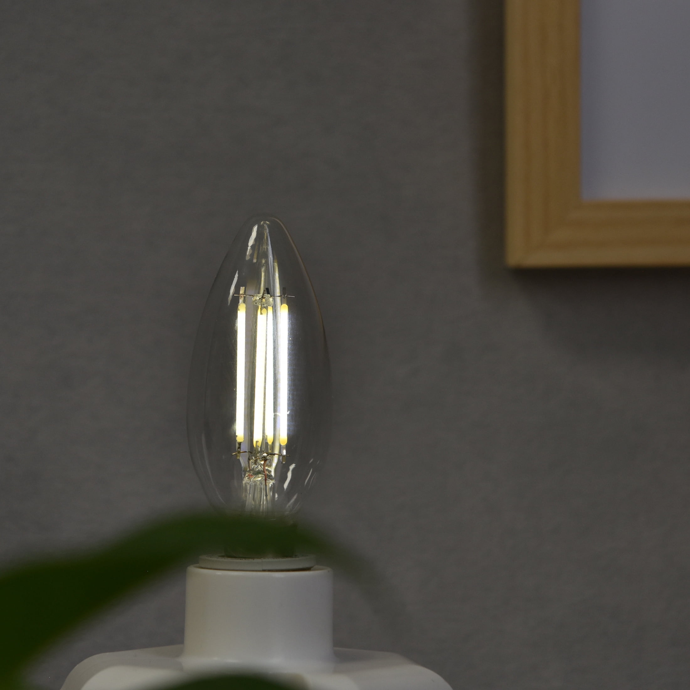 BHG 4.5W LED Decorative Candelabra Light Bulb, 60W Eqv, E12 Small Base, Dimmable Daylight 5000K, 8PK