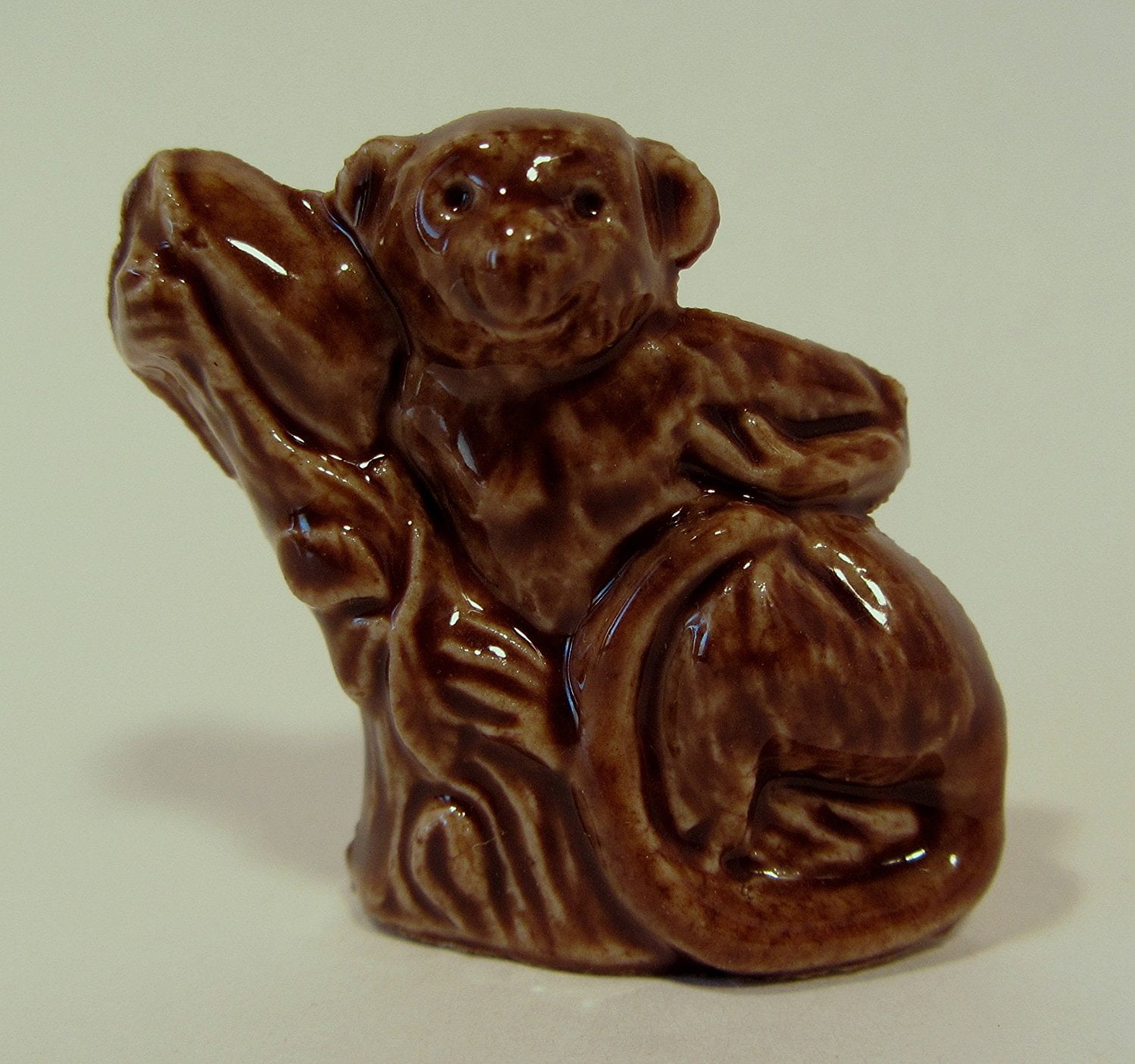 Wade Figurines Chocolate Labrador Pet Shop Series