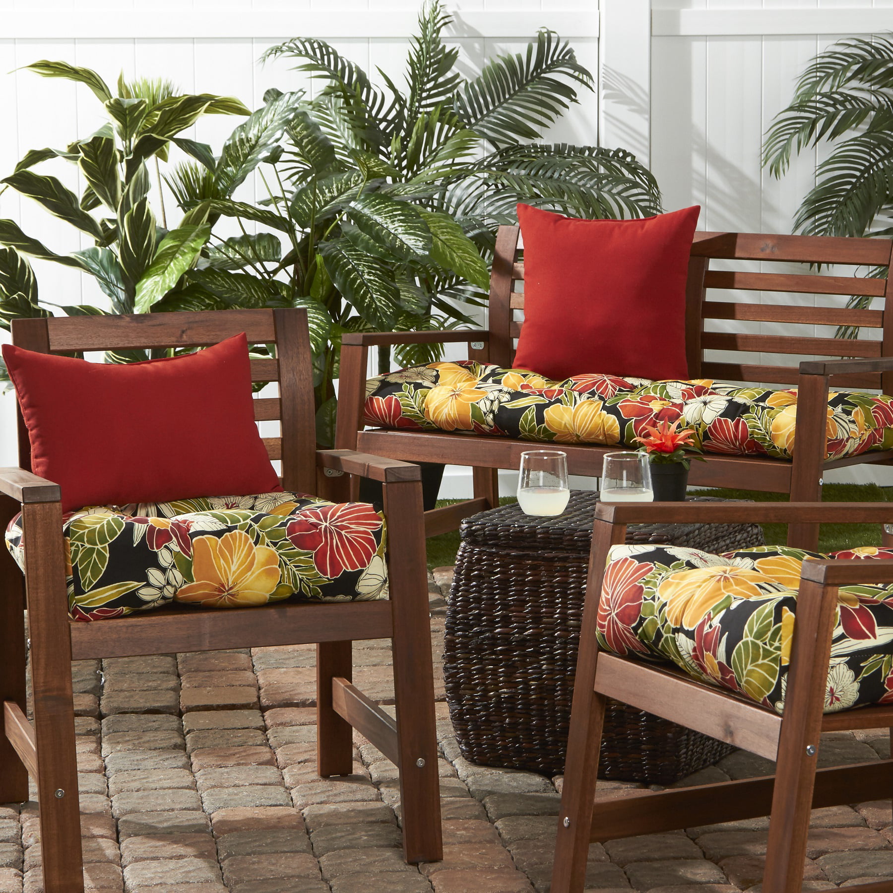 Greendale Home Fashions Aloha Black Outdoor Cushion