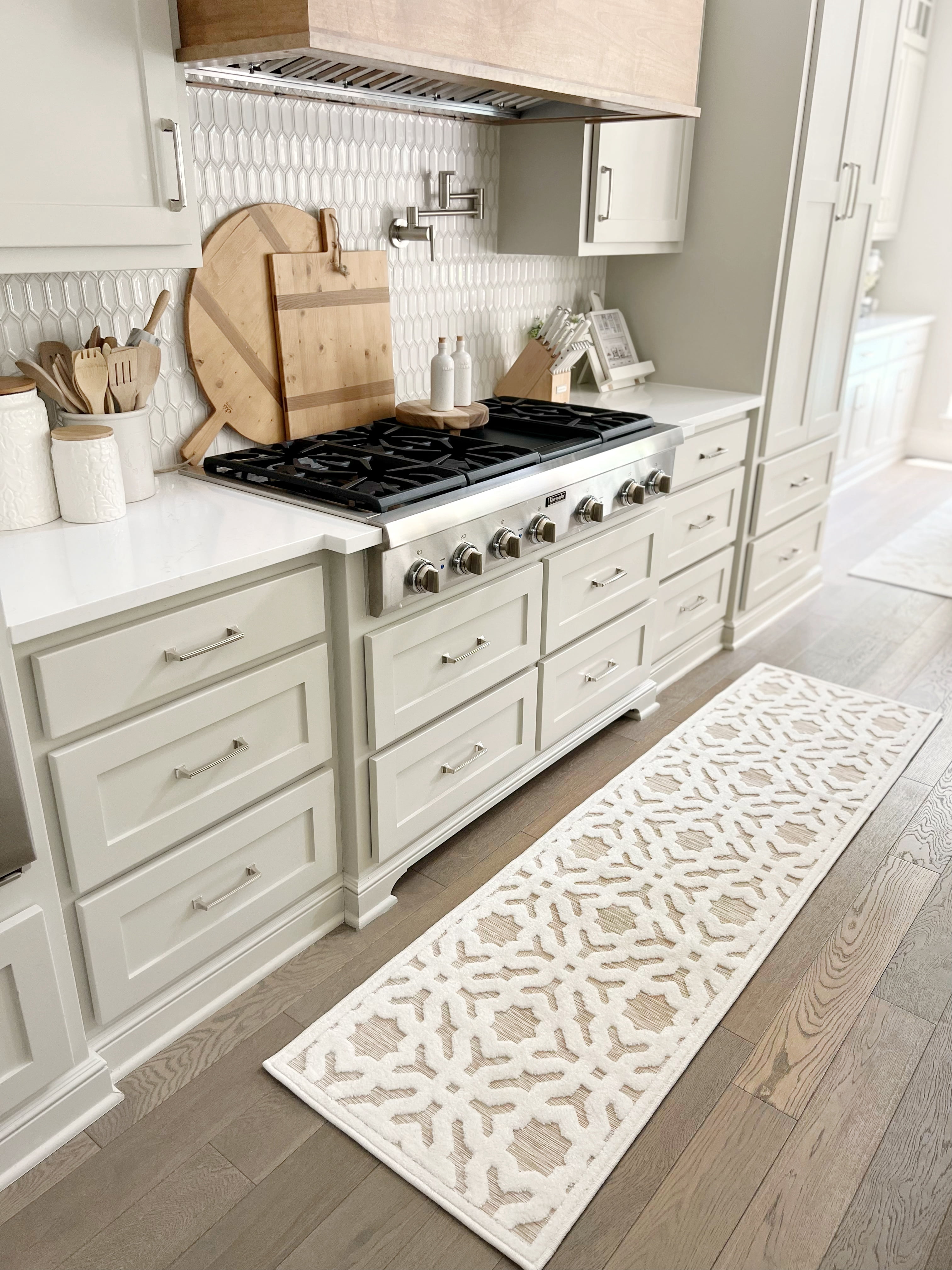 My Texas House Claire 1'11" X 7'6" Natural Driftwood Geometric Runner Rug