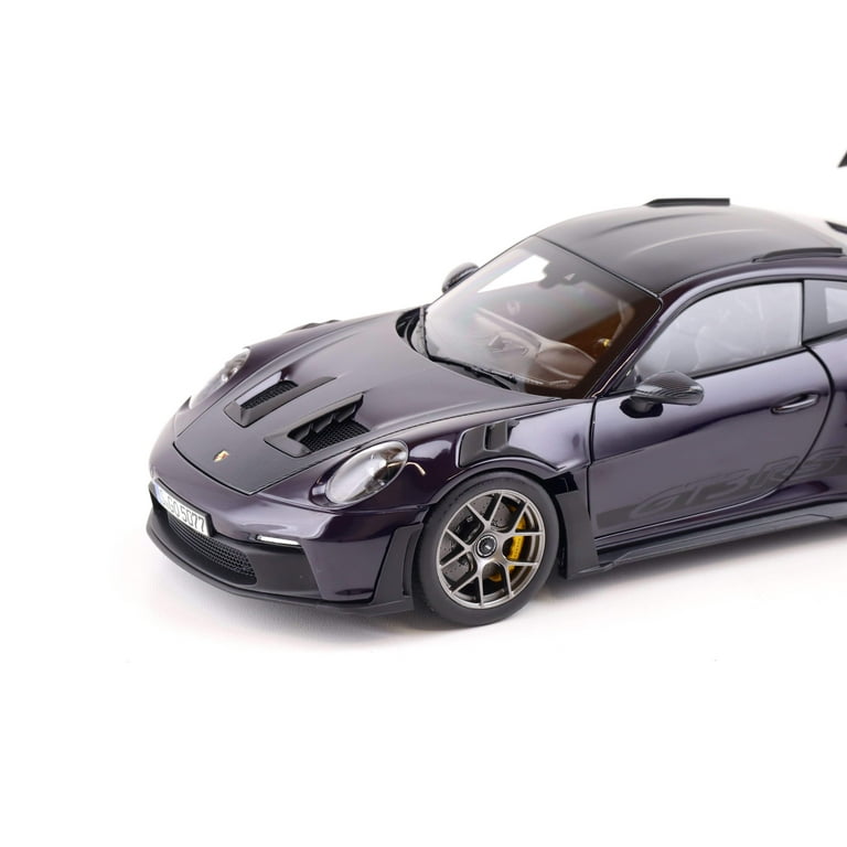 Norev Porsche 911 992 GT3 RS Weissach Pkg Viola Metallic 1 Norev Porsche 911 992 GT3 RS Weissach Pkg Viola Metallic 1