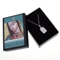 thumbnail image 3 of Medalla de la Virgen de Guadalupe grabada en marco portal imagen completa Medalla Italiana Medalla y cadena, 3 of 3