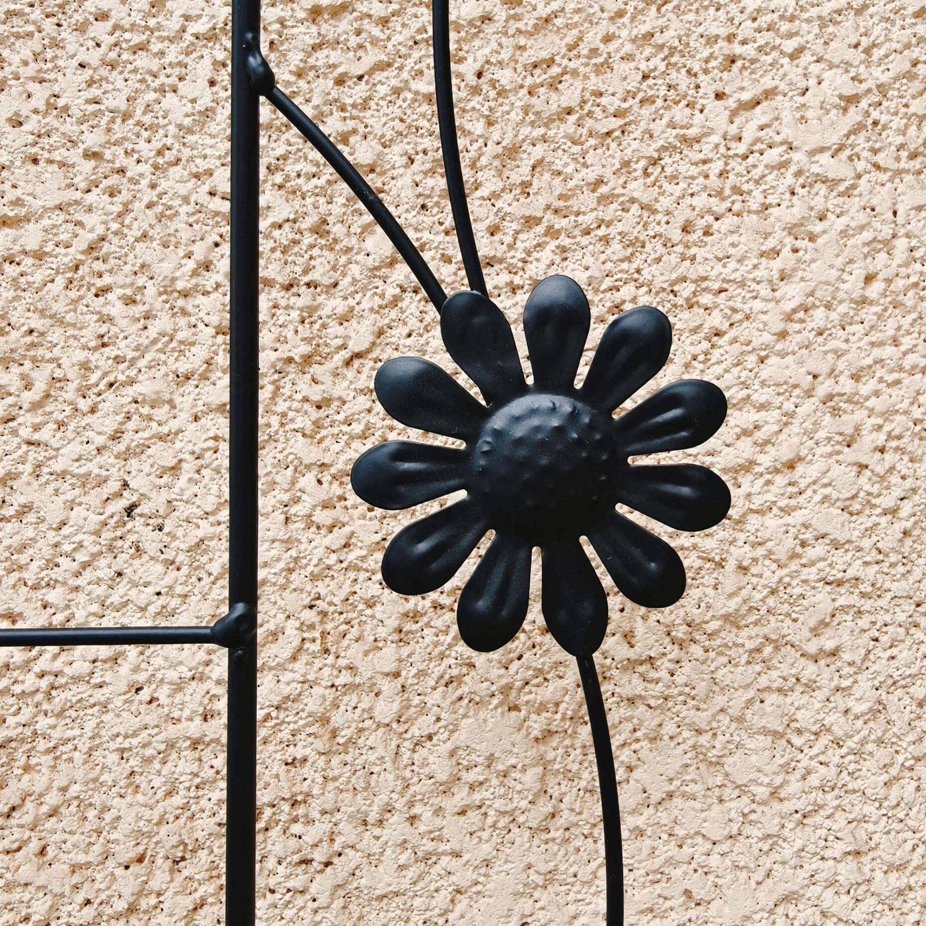 2 Pack Metal Garden Trellis 71" Tall Rustproof Outdoor Plant Support for Climbing Vines Roses Ivy Cucumbers Black Flower Grid with Easy Assembly