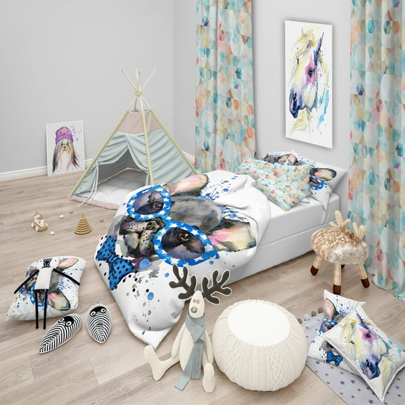 Designart 'Cute French Bulldog with Glasses' Modern & Contemporary Duvet Cover Set