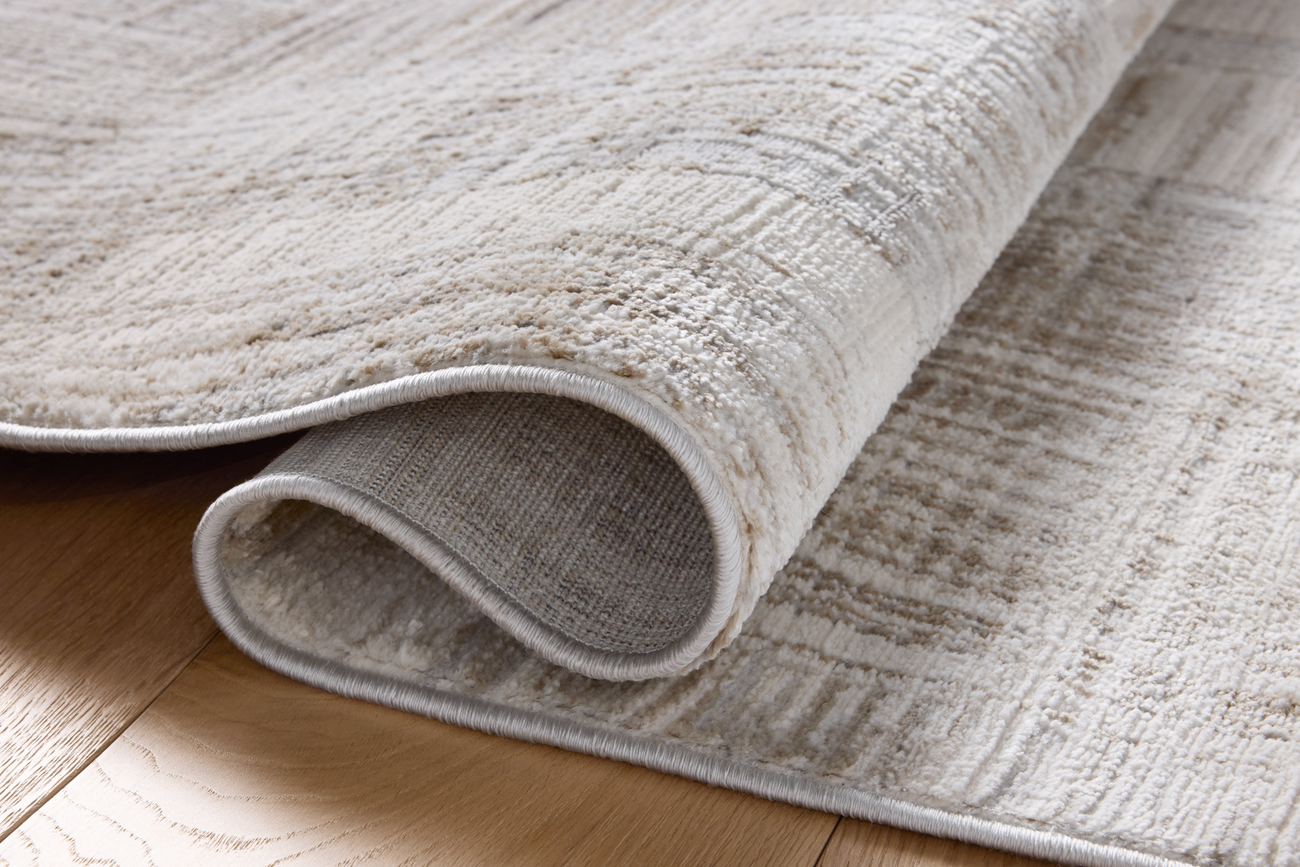 Loloi Hollis Pebble / Ivory 2'-7" x 8'-0" Runner Rug