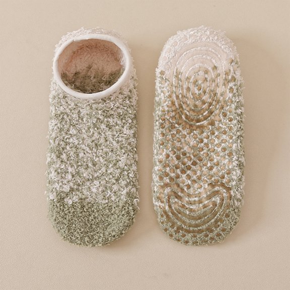 Yuaguia Unisex Thermal Floor Socks, Extra Soft Non-Shedding Dotted House Socks, Cozy Winter Footwear for Indoor Sleep and Lounging, Green