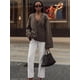 thumbnail image 2 of Elegante cárdigan de bolsillo con cuello en V sólido para mujer, suéter holgado informal de manga larga con un solo pecho, ropa de calle para otoño 2024, 2 of 5